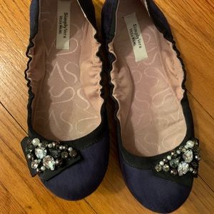 Vera Wang Navy Flats